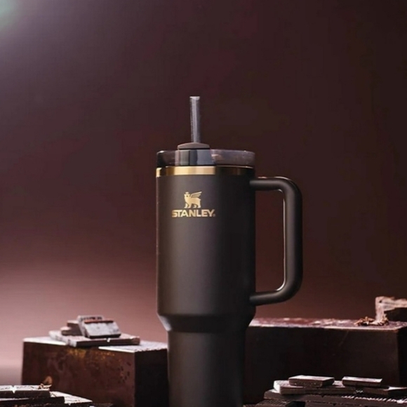 Stanley Quencher Chocolate Gold Limited Edition 40oz - Picture 5 of 5